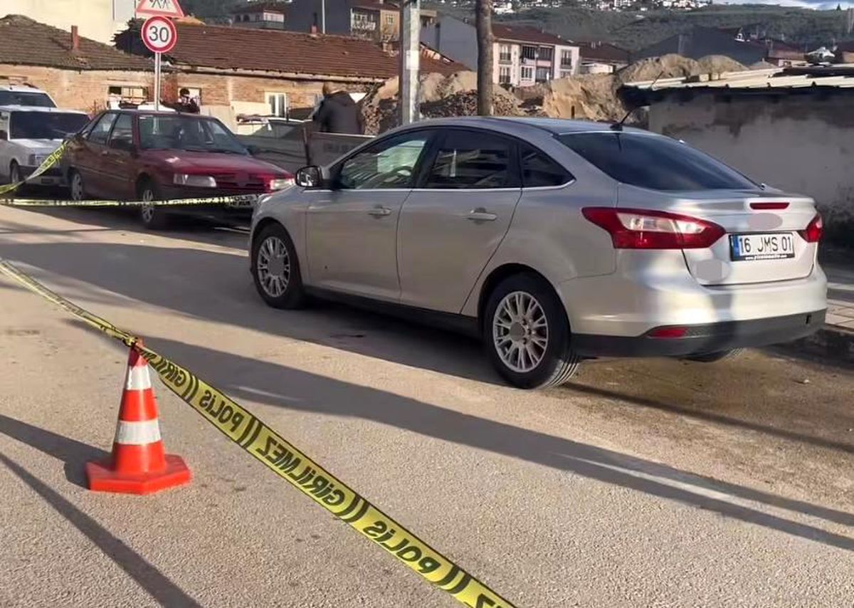 Bursa'da silahlı saldırı: Yaralı halde kaçıp polise sığındı