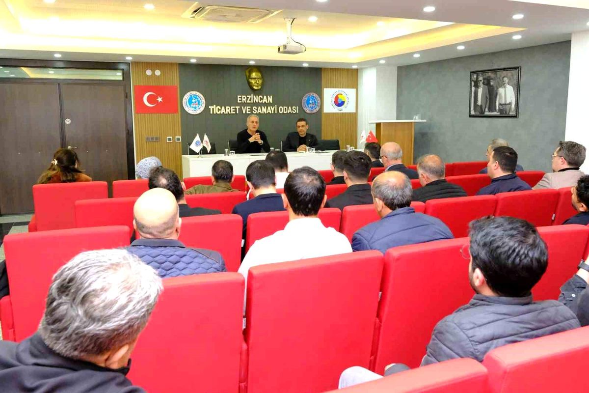 Erzincan'da dayanıklı tüketim malları sektörüne yönelik istişare toplantısı