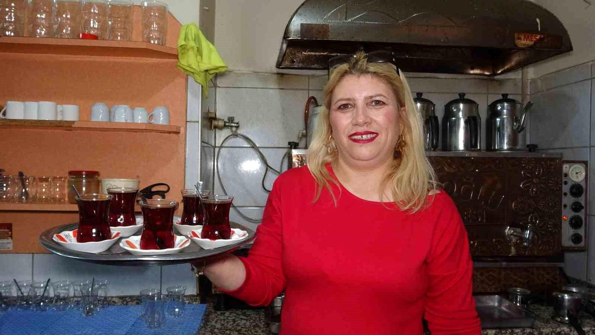 Isparta'da Kadın Kıraathanesi: Sosyalleşme Noktası