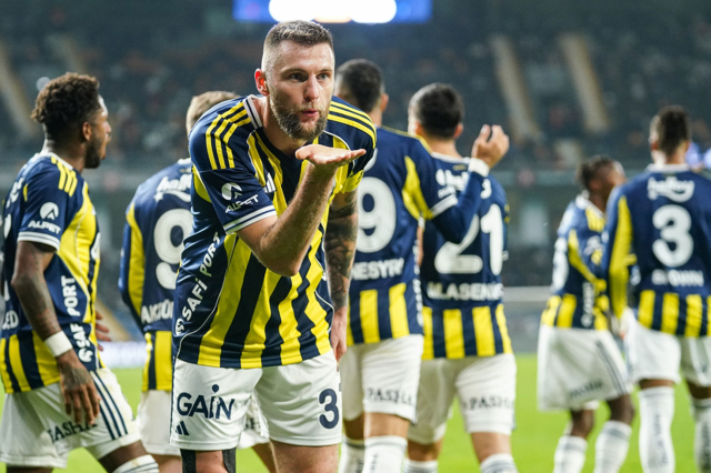fenerbahcede skriniar bilmeces b0261a42e6 6898 2 m