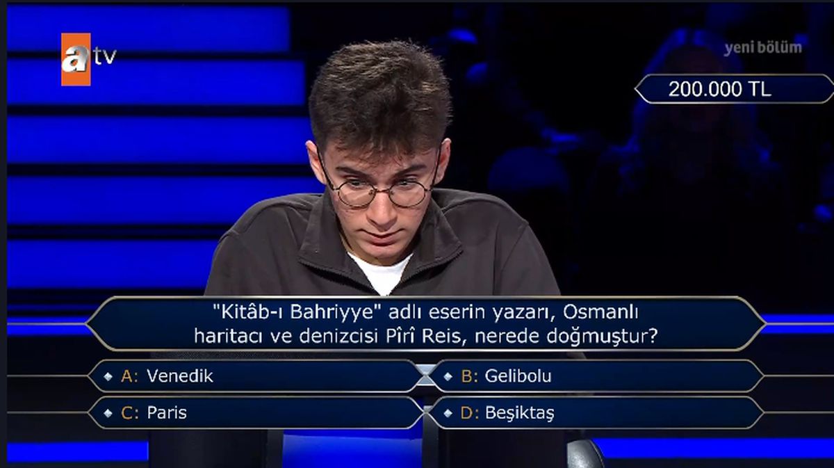 "Kitâb-ı Bahriyye" adlı eserin yazarı, Osmanlı haritacı ve denizcisi Pîrî Reis, nerede doğmuştur?