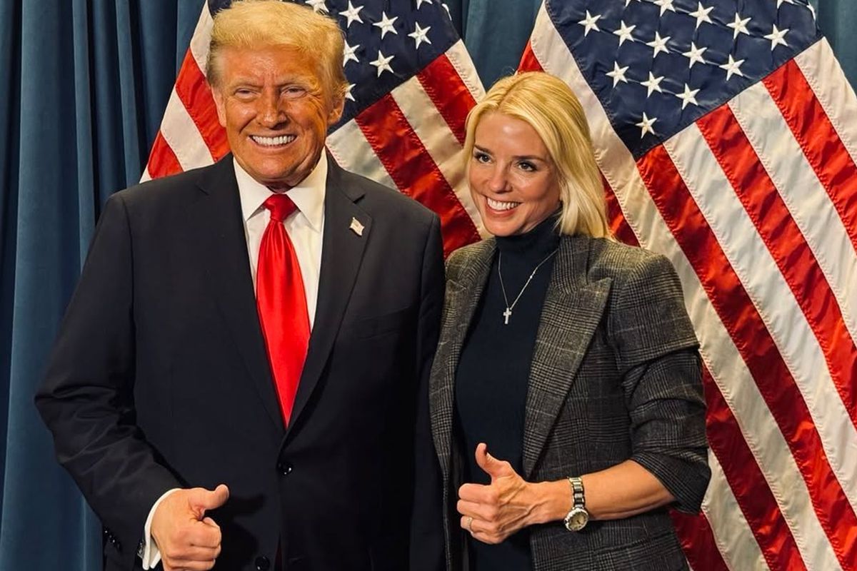 Trump, Adalet Bakanı Pam Bondi'yi görevden aldı