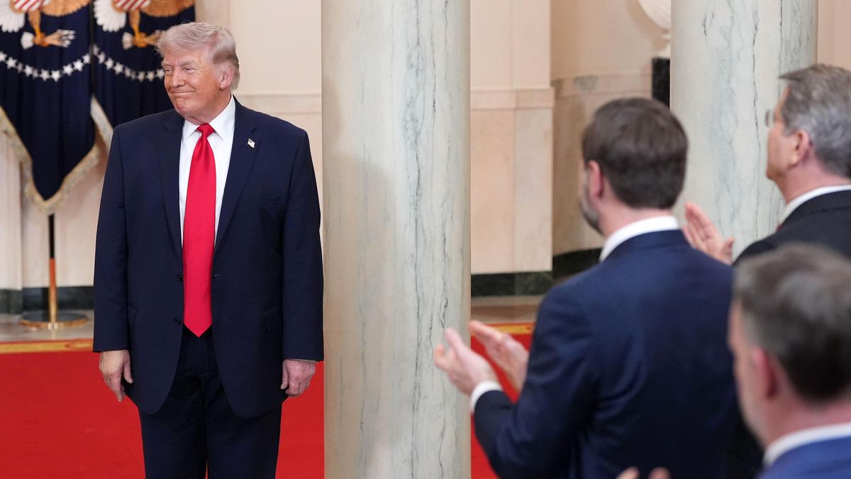 Trump: NATO kağıttan kaplan, ayrılmayı ciddi şekilde düşünüyoruz