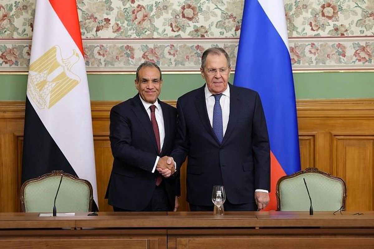 Lavrov: 'ABD'nin sadece Hürmüz'ün açılmasını talep etmesi değil, savaşı sonlandırması da gerekiyor'