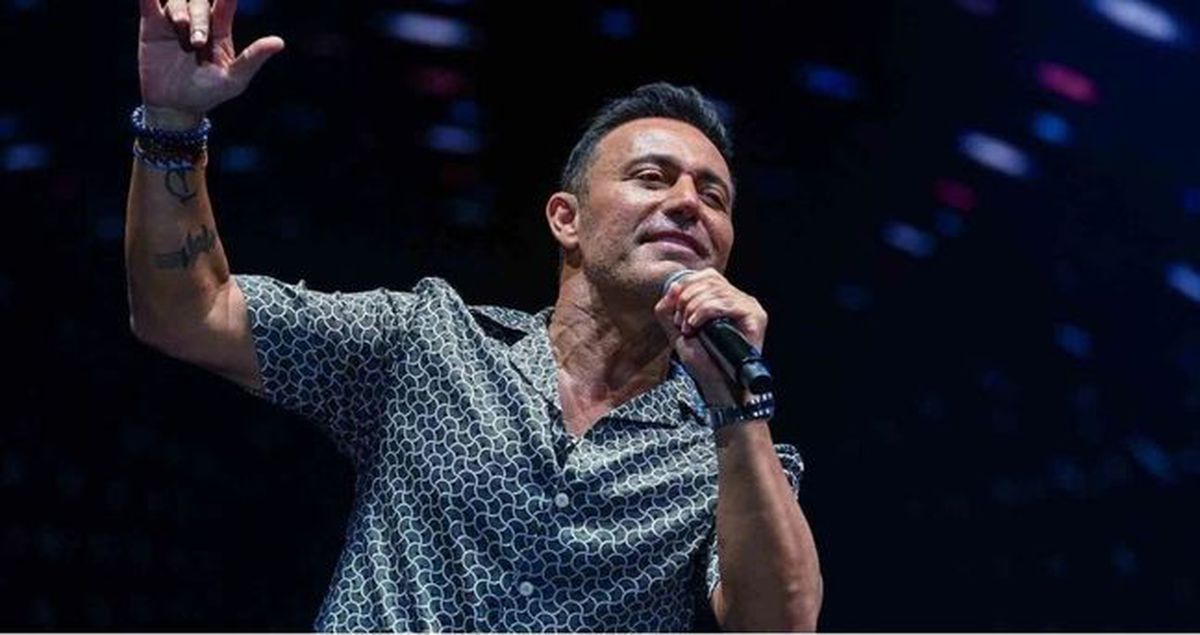 Mustafa Sandal Saygı1 konseri izle! Saygı1 Mustafa Sandal konserine hangi ünlüler katıldı?