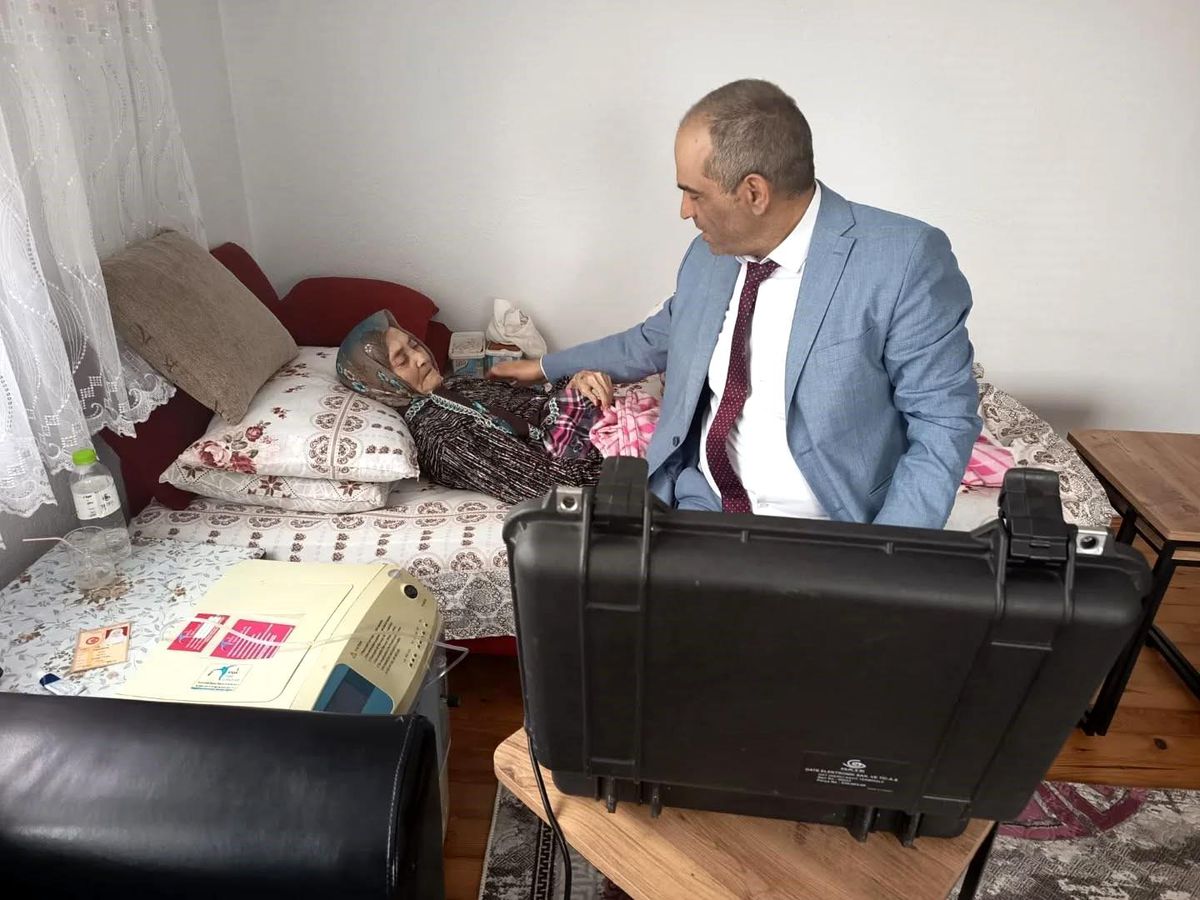Bilecik'te nüfus hizmetleri vatandaşların ayaklarına götürüldü