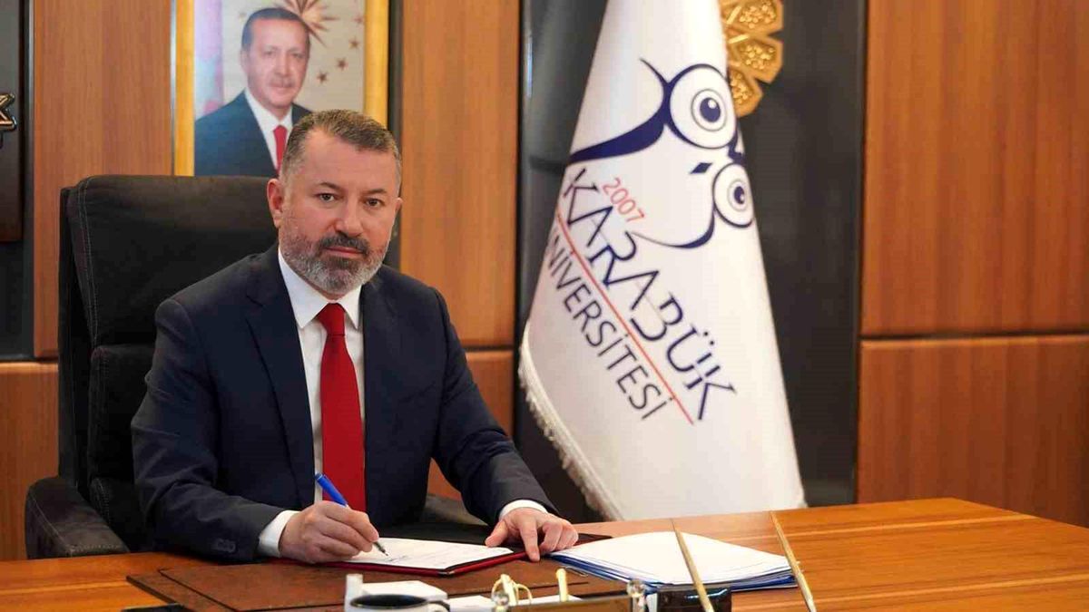 Rektör Kırışık'tan Alparslan Türkeş'i anma mesajı