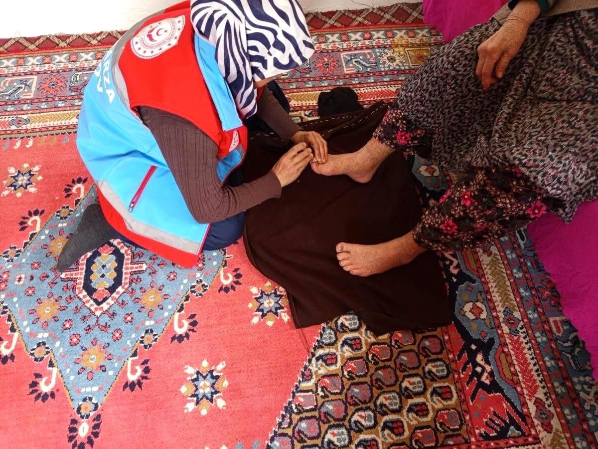 Tomarza'da Yaşlılar Haftası'nda anlamlı hizmet