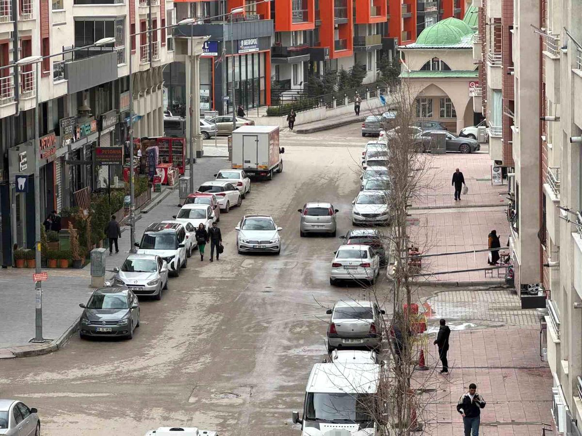 Van'da 5.2 büyüklüğünde deprem