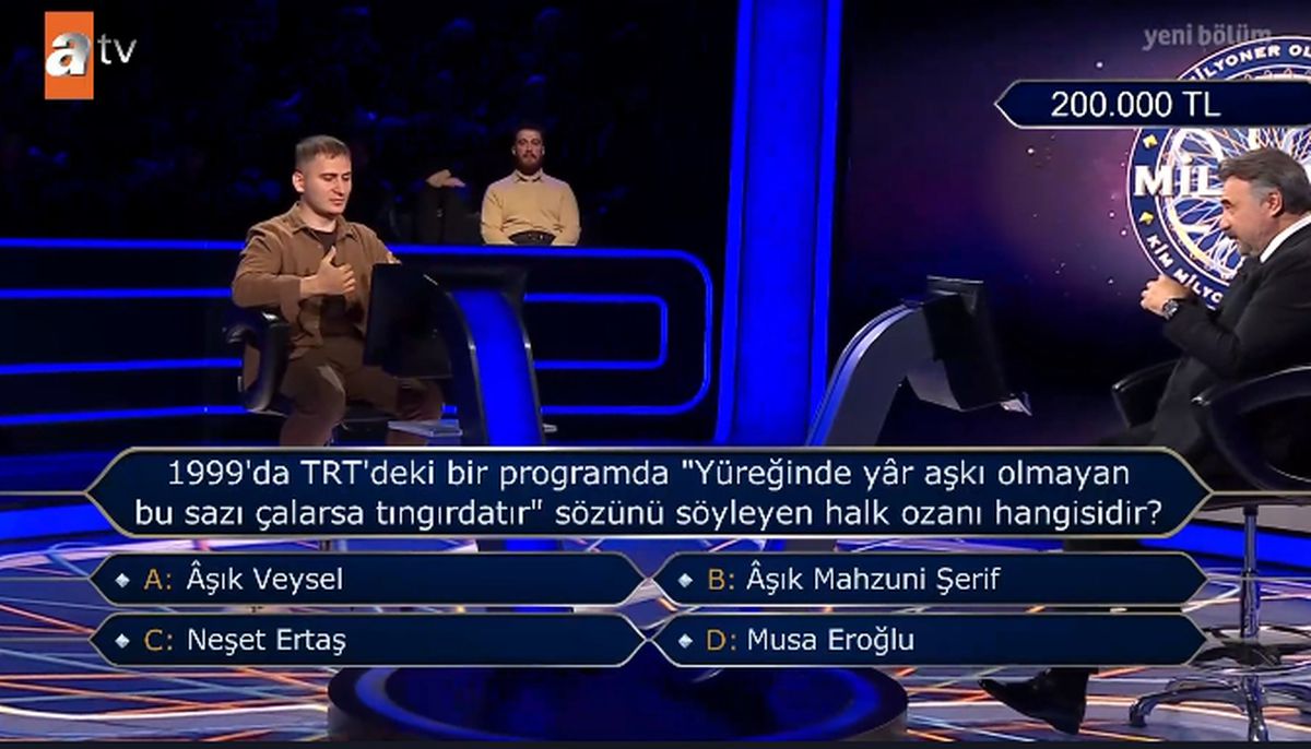 1999'da TRT'deki bir programda "Yüreğinde yâr aşkı olmayan bu sazı çalarsa tingirdatır" sözünü söyleyen ha...