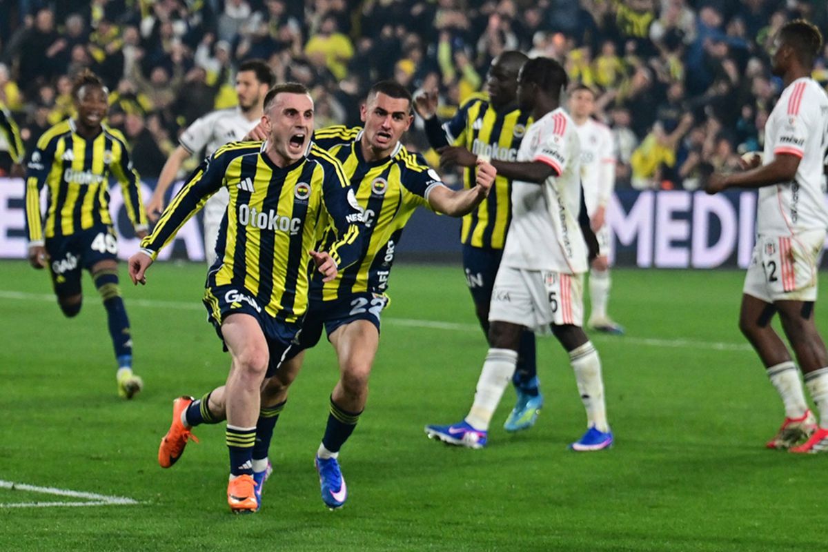Fenerbahçe, Galatasaray'ın kaybettiği haftada Beşiktaş'ı uzatmalarda devirdi