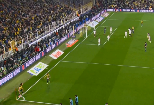 fenerbahcenin iptal edilen gol 162fa6389f 1933 1 m