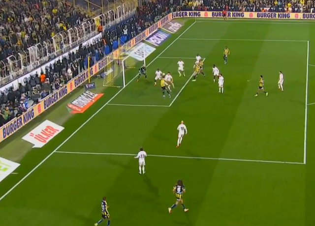 fenerbahcenin iptal edilen gol 162fa6389f 5672 4 m
