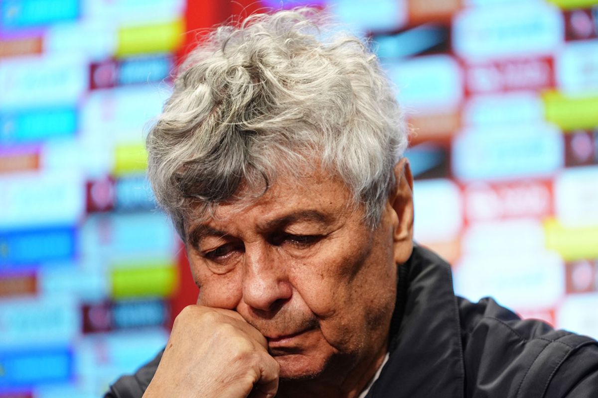 Tedavisi hastanede süren Lucescu'dan kötü haber