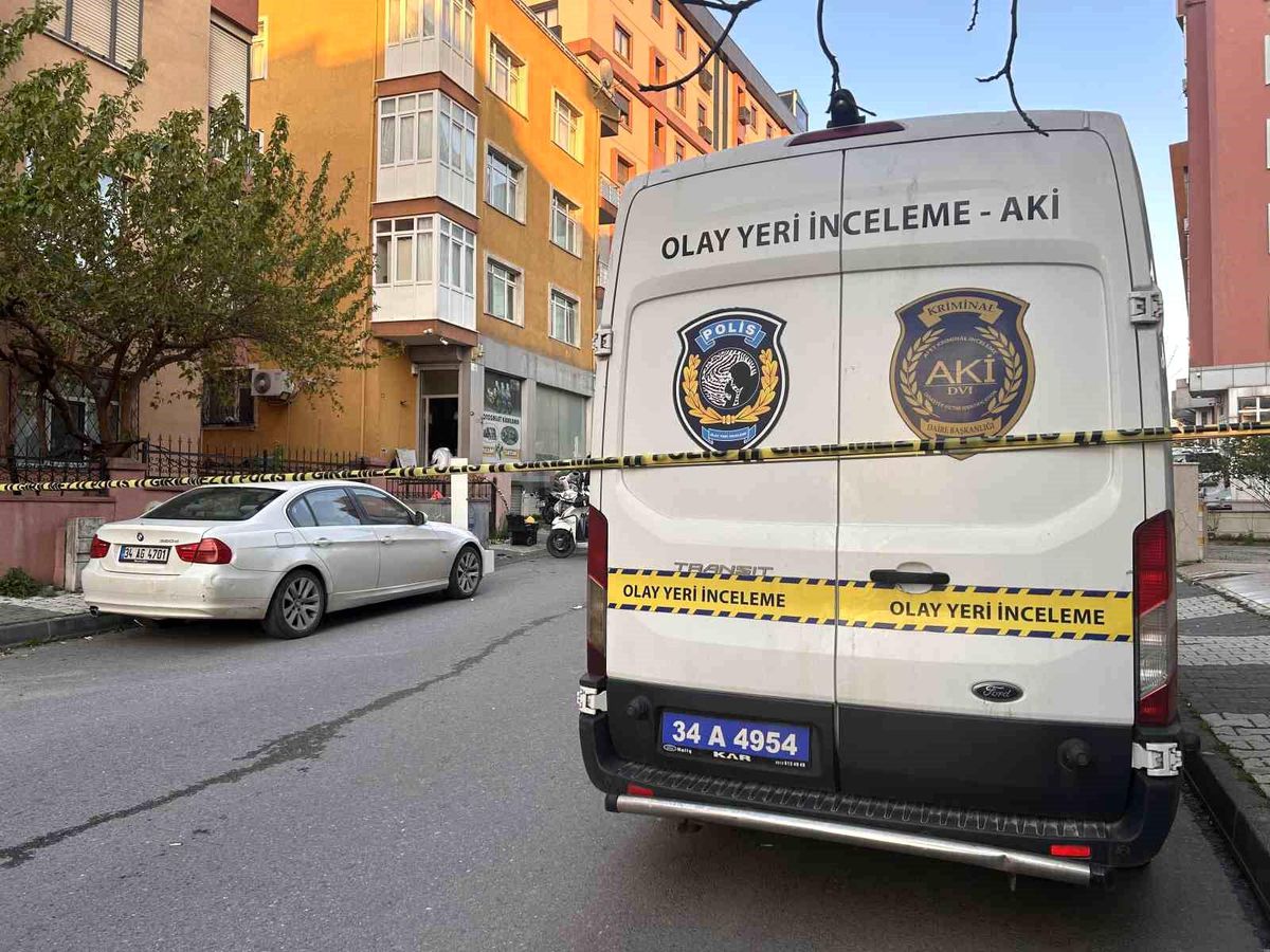 Maltepe'de borç kavgası kanlı bitti: 1 ölü, 2 yaralı