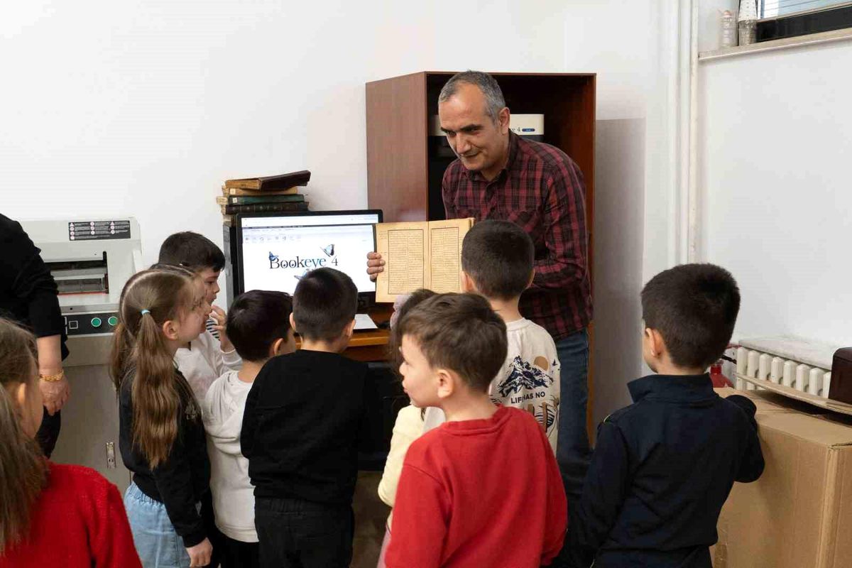 Minik öğrenciler Kütüphane Haftası'nda kitaplarla buluştu