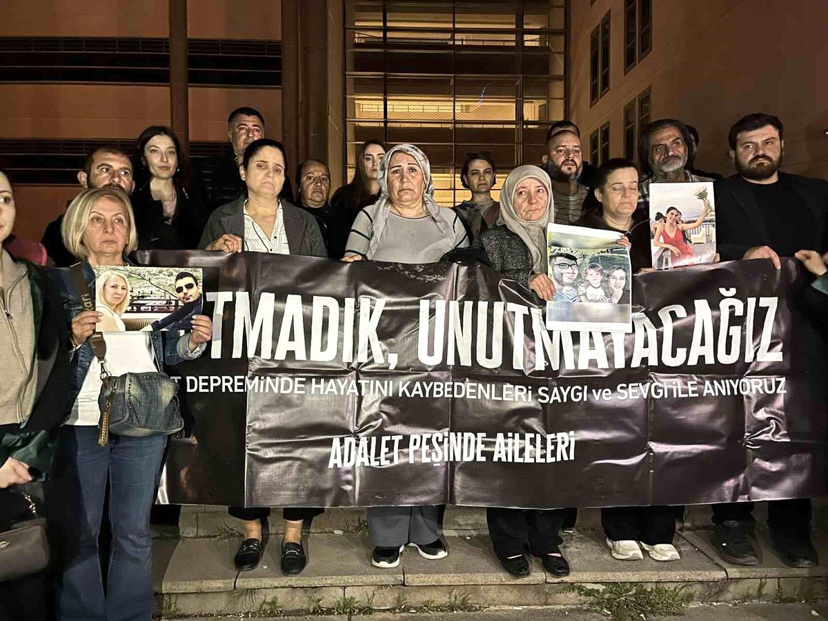 Onlarca kişiye mezar olan Rönesans Rezidans'ın 10'uncu duruşması 21 saat sürdü