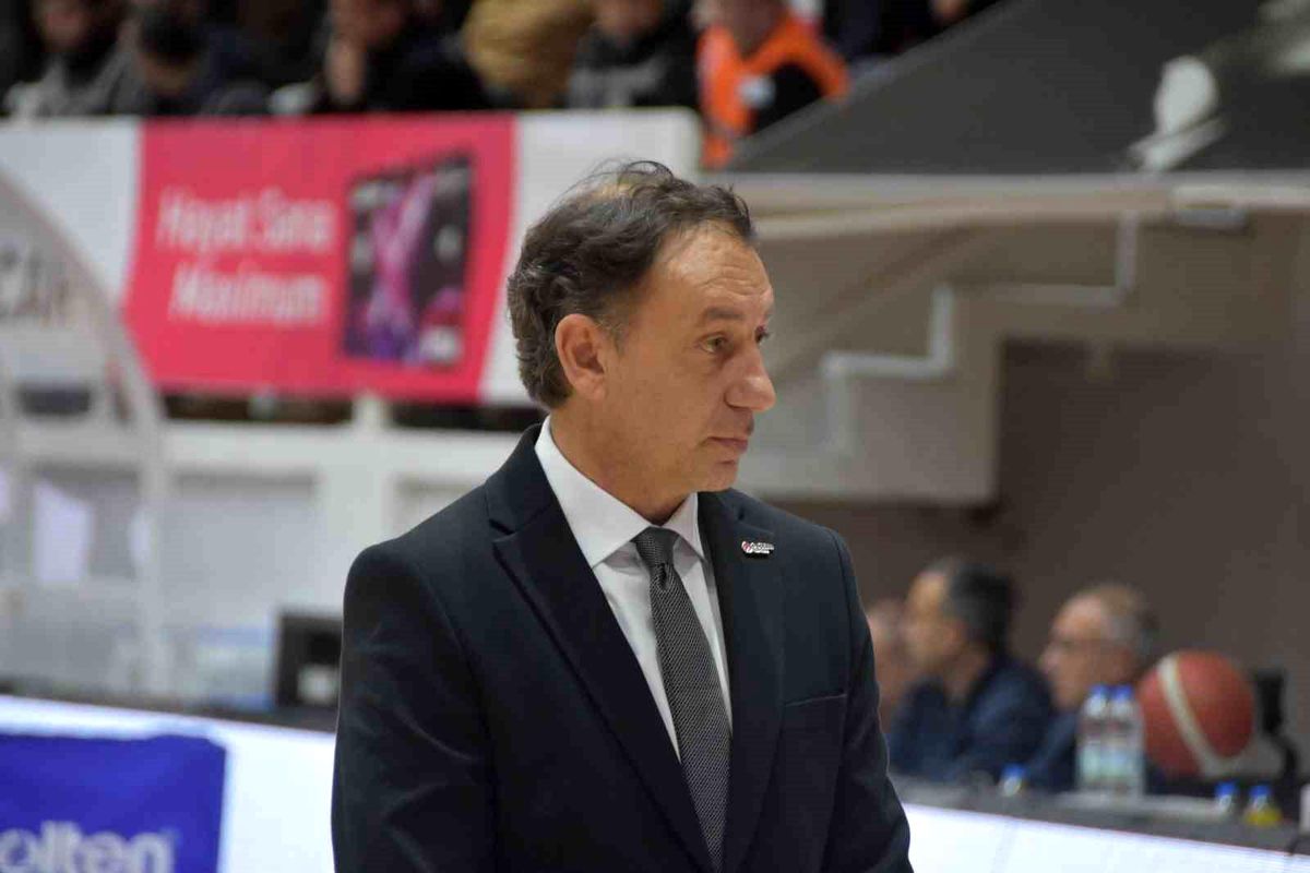 Orhun Ene: "Aliağa Petkimspor'u hak ettiği yere getirmeliyiz"