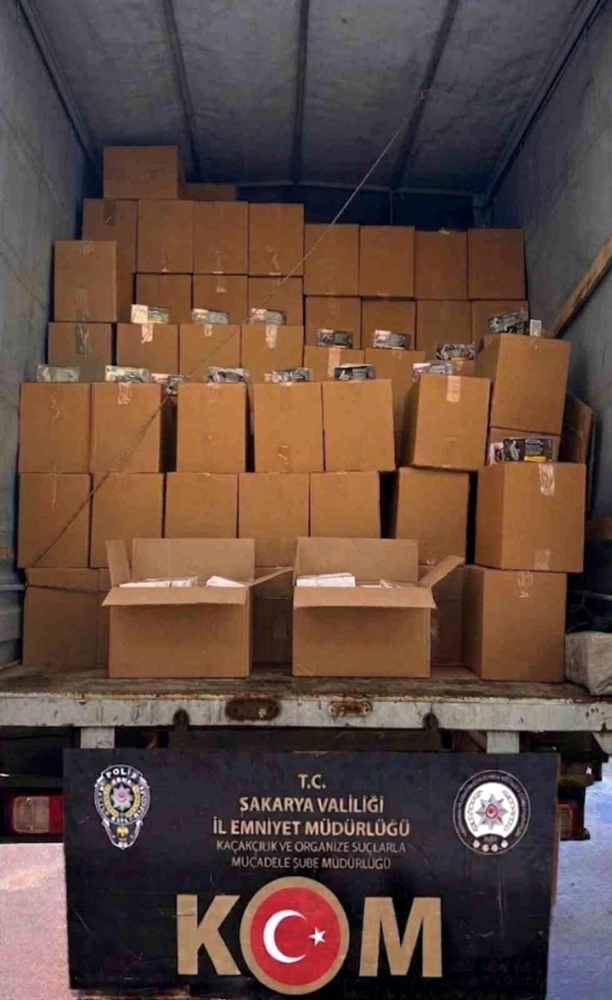 Sakarya'da polis ekipleri kaçakçılara göz açtırmıyor