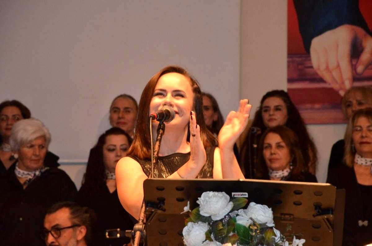 Sinop'ta Türk halk müziği konseri