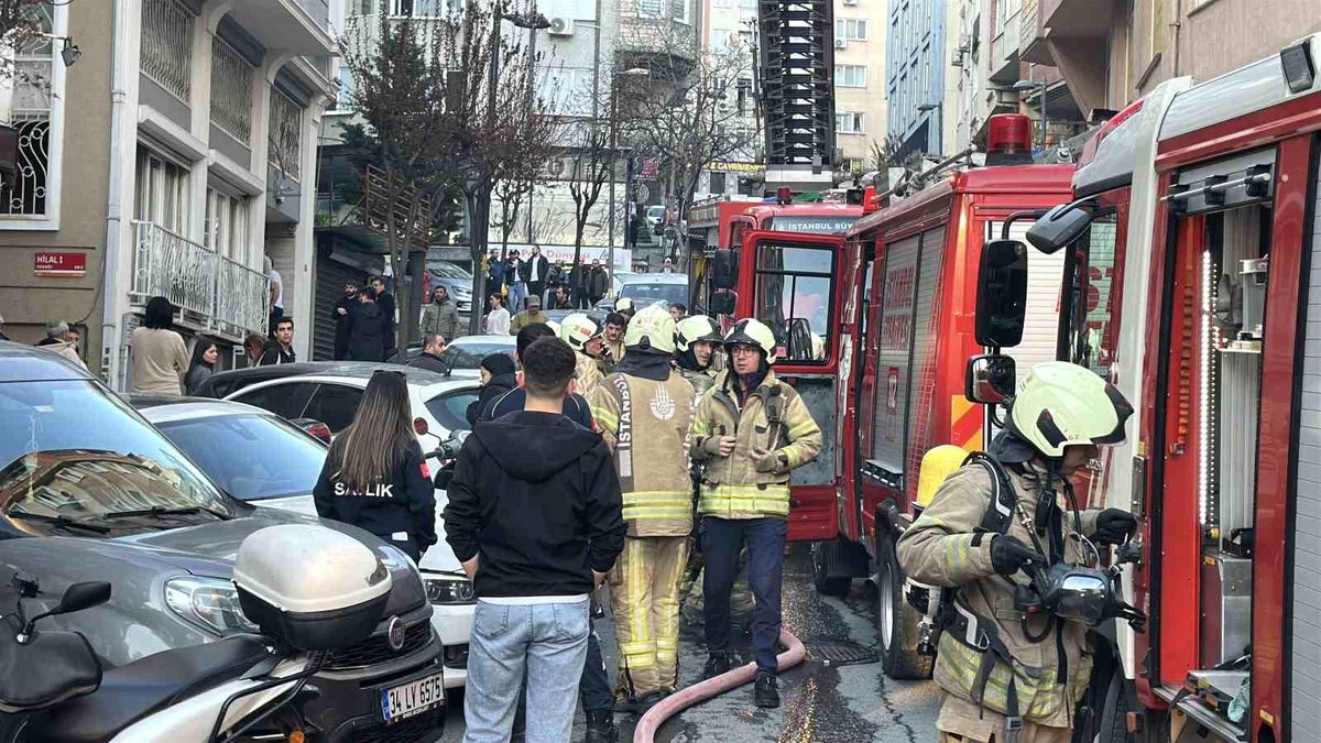 Şişli'de otelde yangın paniği: 6 kişi mahsur kaldı