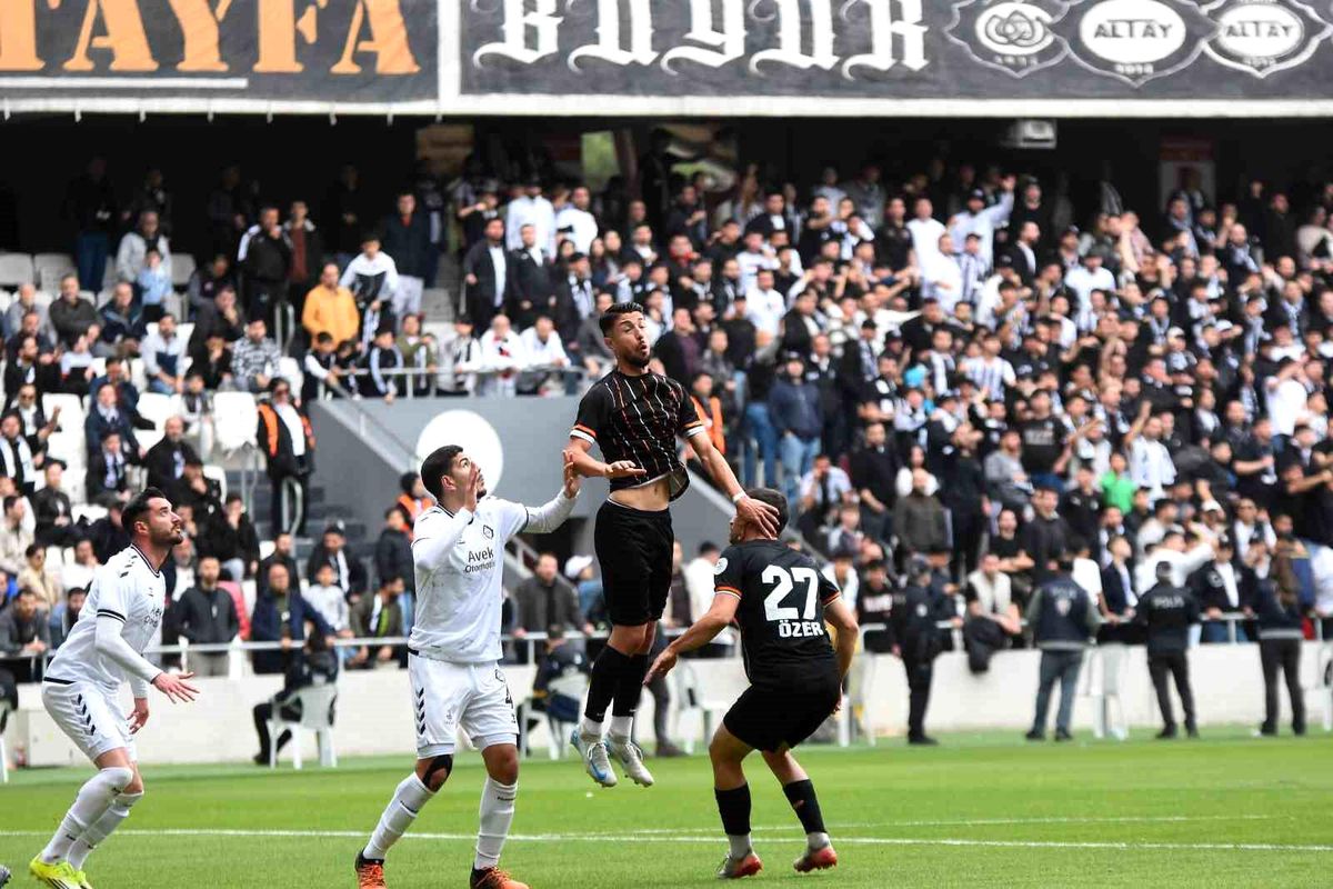 TFF 3. Lig: Altay: 1 İzmir Çoruhlu FK: 1