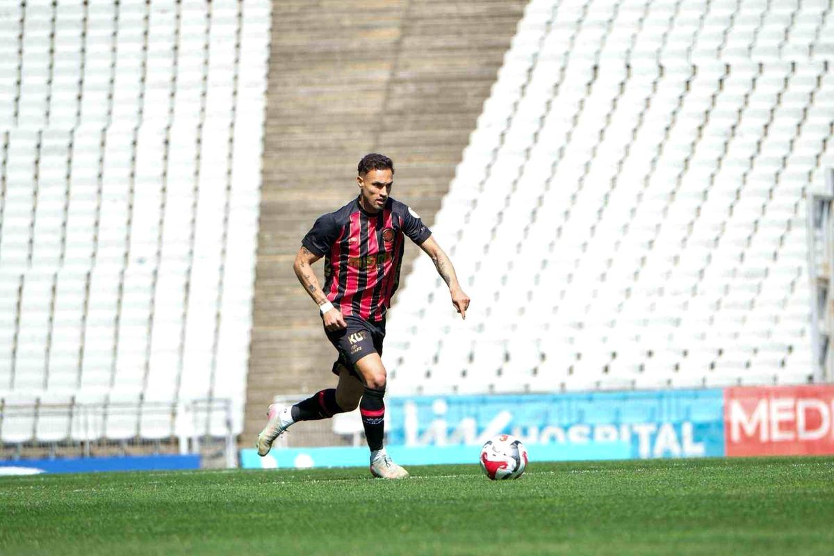 Trendyol Süper Lig: Fatih Karagümrük: 1 Çaykur Rizespor: 0 (İlk yarı)