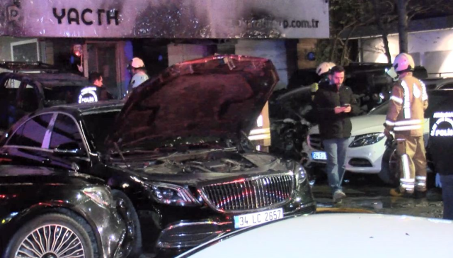 15 роскошных автомобилей сгорели за одну ночь