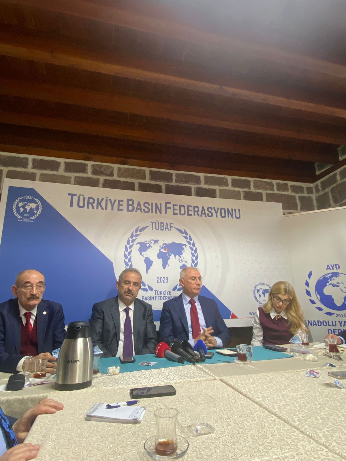 AK Parti'li Efkan Ala: CHP'li belediyeler skandal üretim merkezi haline gelmiş