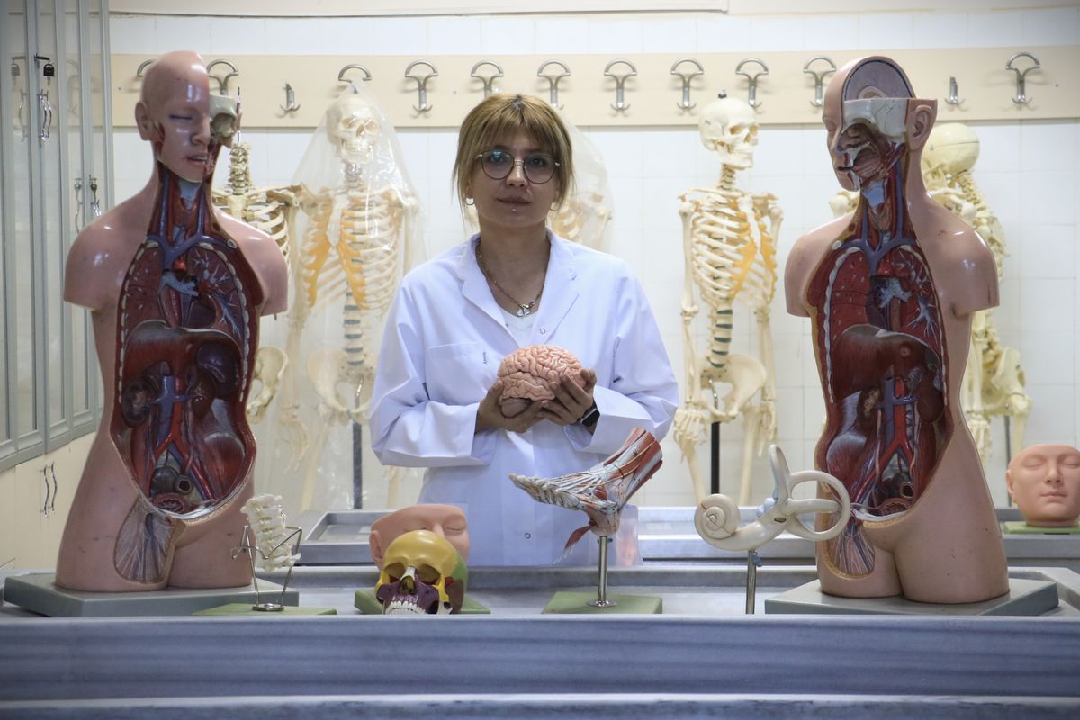 Dicle Üniversitesi'nden Örnek İnsanlık Hareketi: Dr. Duygu Aslan Bedenini Kadavra Olarak Bağışladı