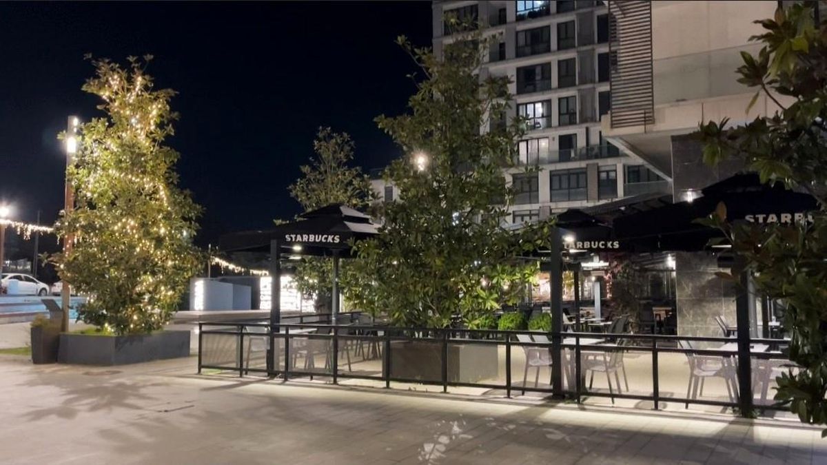Başakşehir'de kafede otururken silahlı saldırıya uğrayan kişi yaralandı