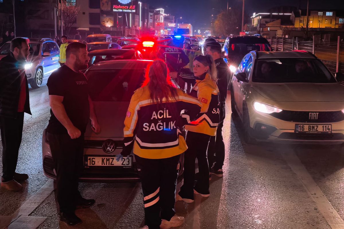 Önce kaza yaptılar, sonra ortalığı karıştırdılar