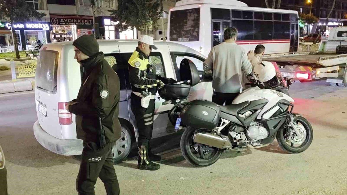 Edirne'de asayiş ve trafik uygulaması