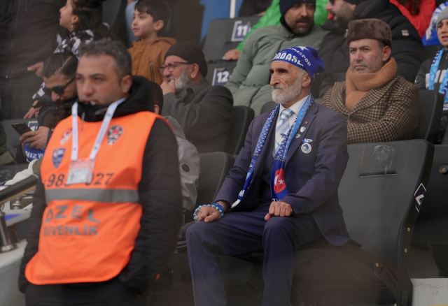 Eşi eve ekmek getirmesini istedi! O İstanbul'a gidip bakın ne yaptı 4 esi eve ekmek getirmesini iste 19723292 8229 2 m
