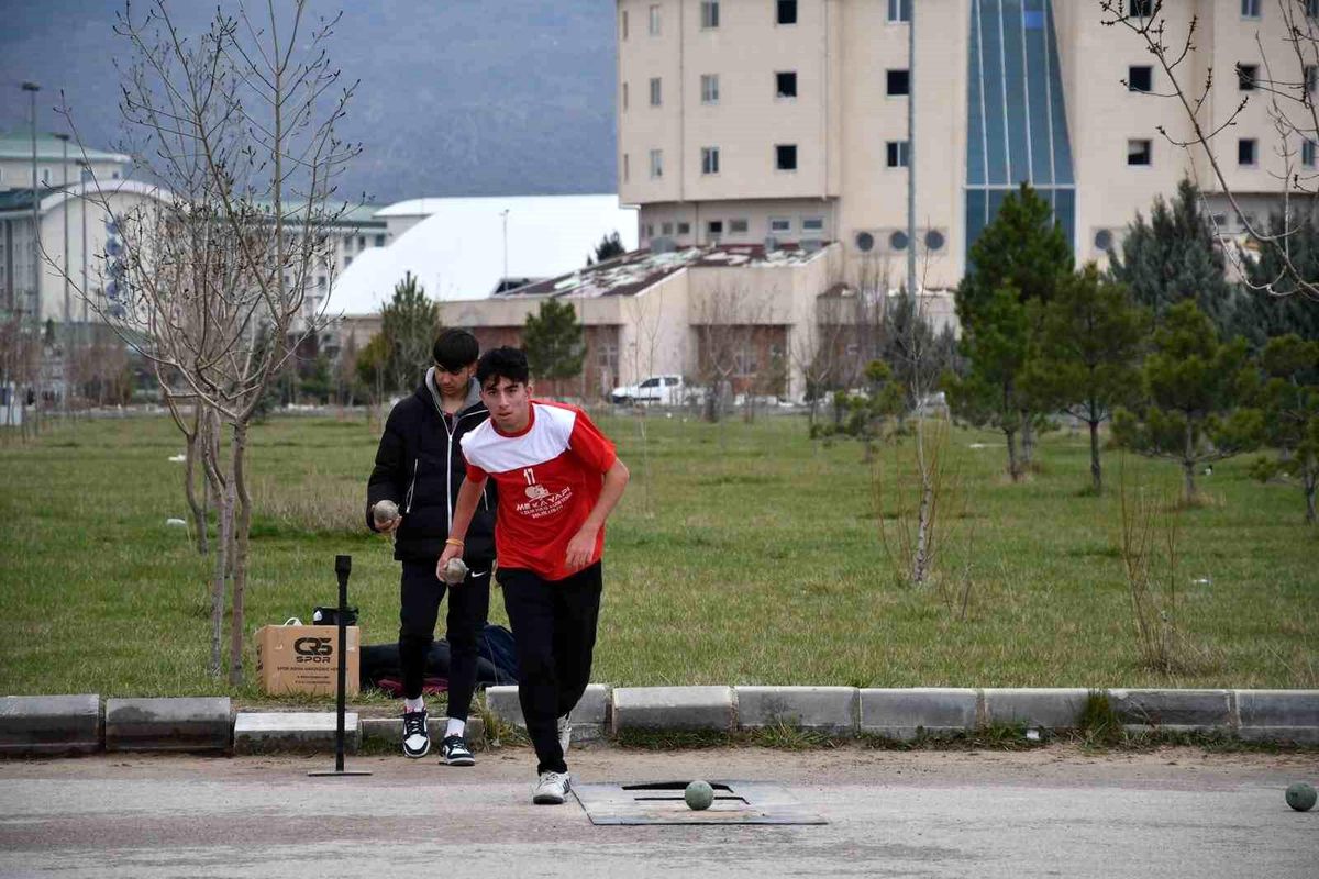 Gençler bocce müsabakalarının kazananları belli oldu