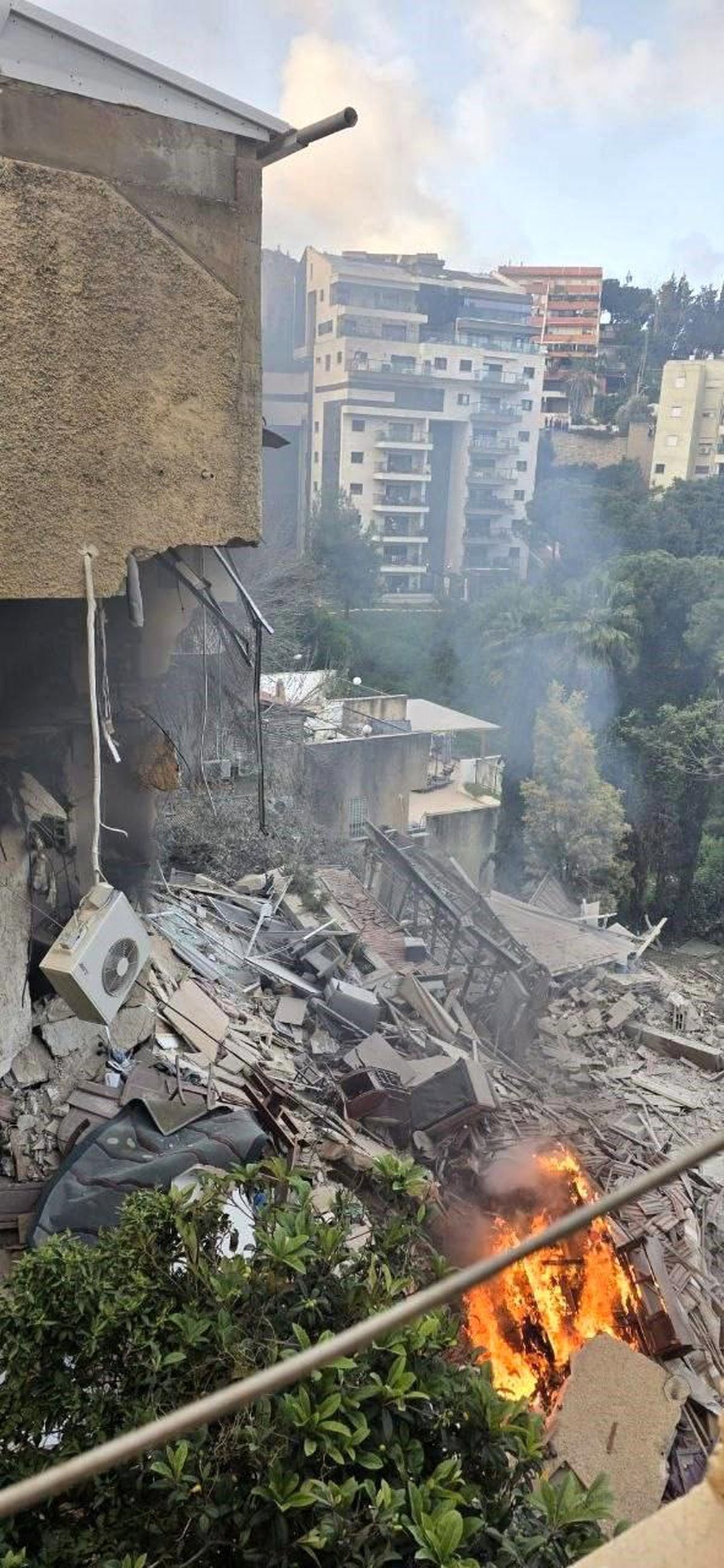 İran'ın İsrail'in Hayfa kentine yönelik saldırısında bilanço ağırlaştı: En az 2 ölü