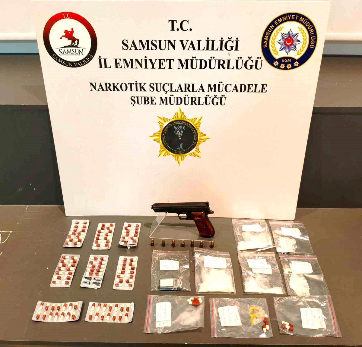 Samsun'da uyuşturucu ve silah operasyonu: 1 gözaltı