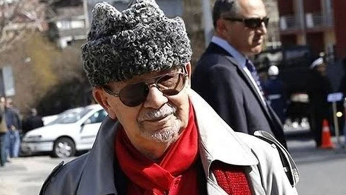 Yalçın Küçük kitapları ve eserleri, Yalçın Küçük kaç kitabı var?