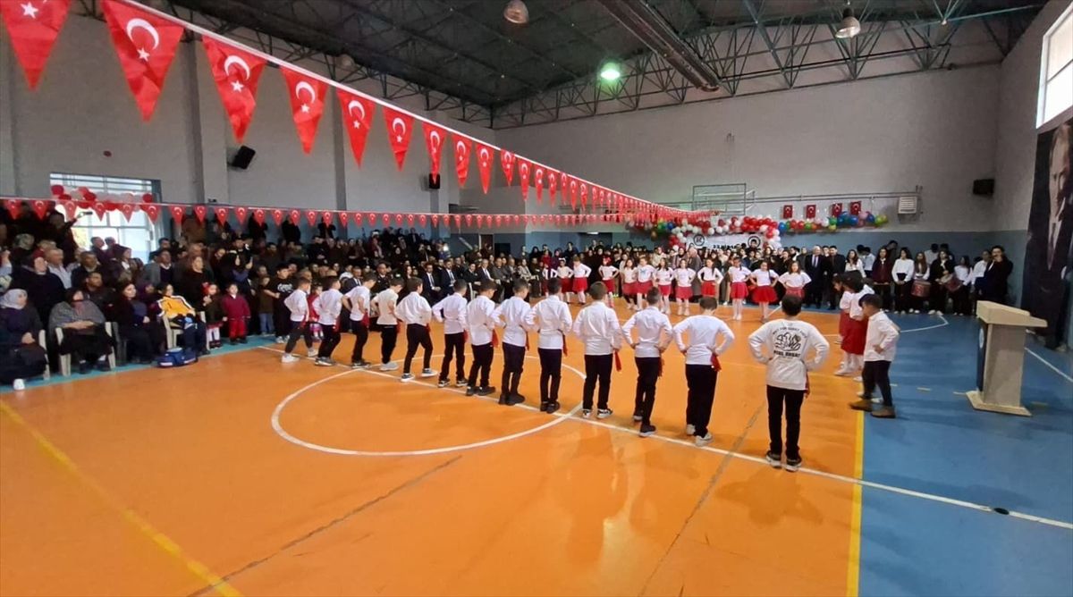 23 Nisan Ulusal Egemenlik ve Çocuk Bayramı kutlanıyor