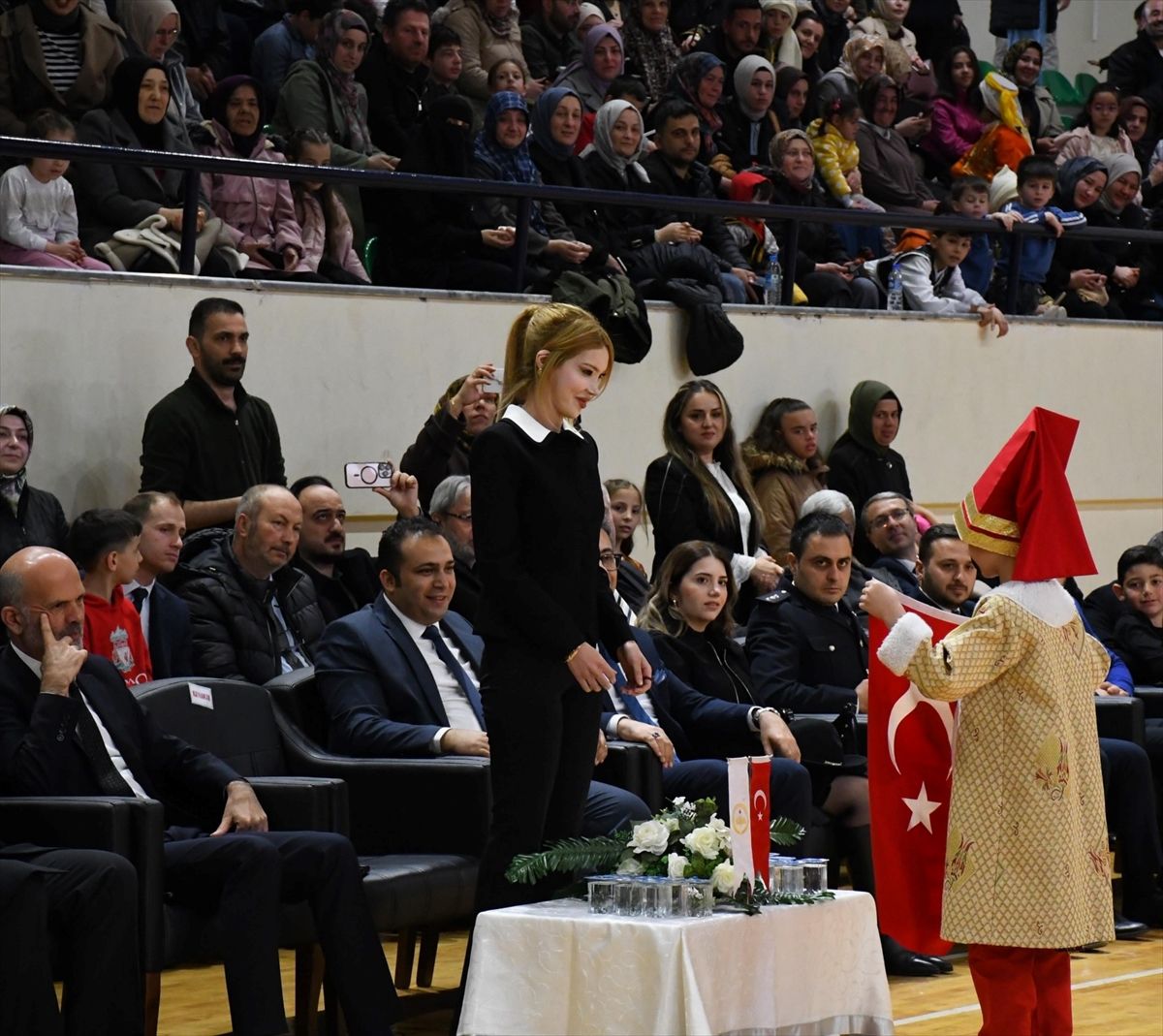 23 Nisan Ulusal Egemenlik ve Çocuk Bayramı Ladik'te kutlandı