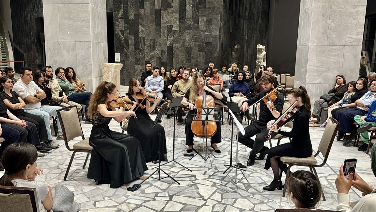 25. Afyonkarahisar Klasik Müzik Festivali'nde Çekyalı grup konser verdi