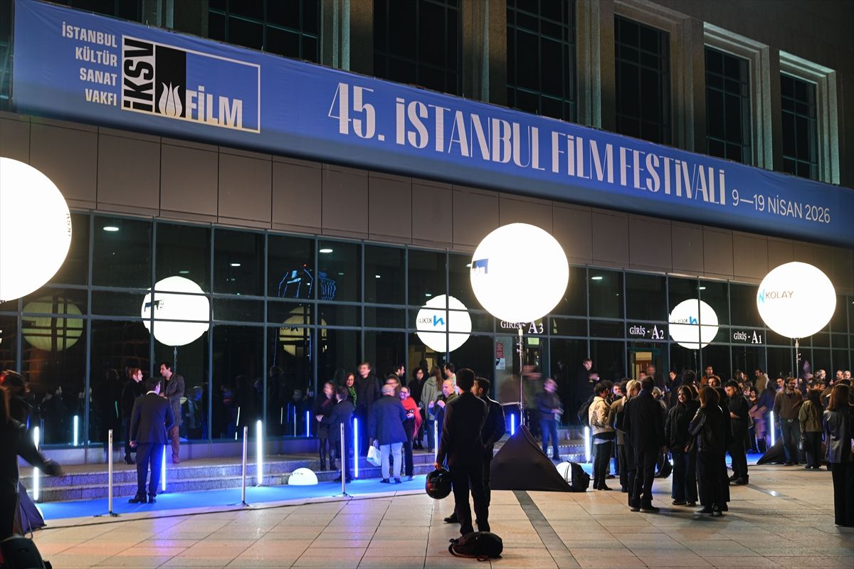 "45. İstanbul Film Festivali", açılış töreniyle başladı