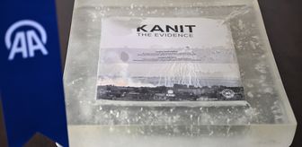 AA'nın Gazze'deki soykırımı anlatan 'Kanıt' kitabı, asırlarca korunacak zaman kapsüllerine alındı
