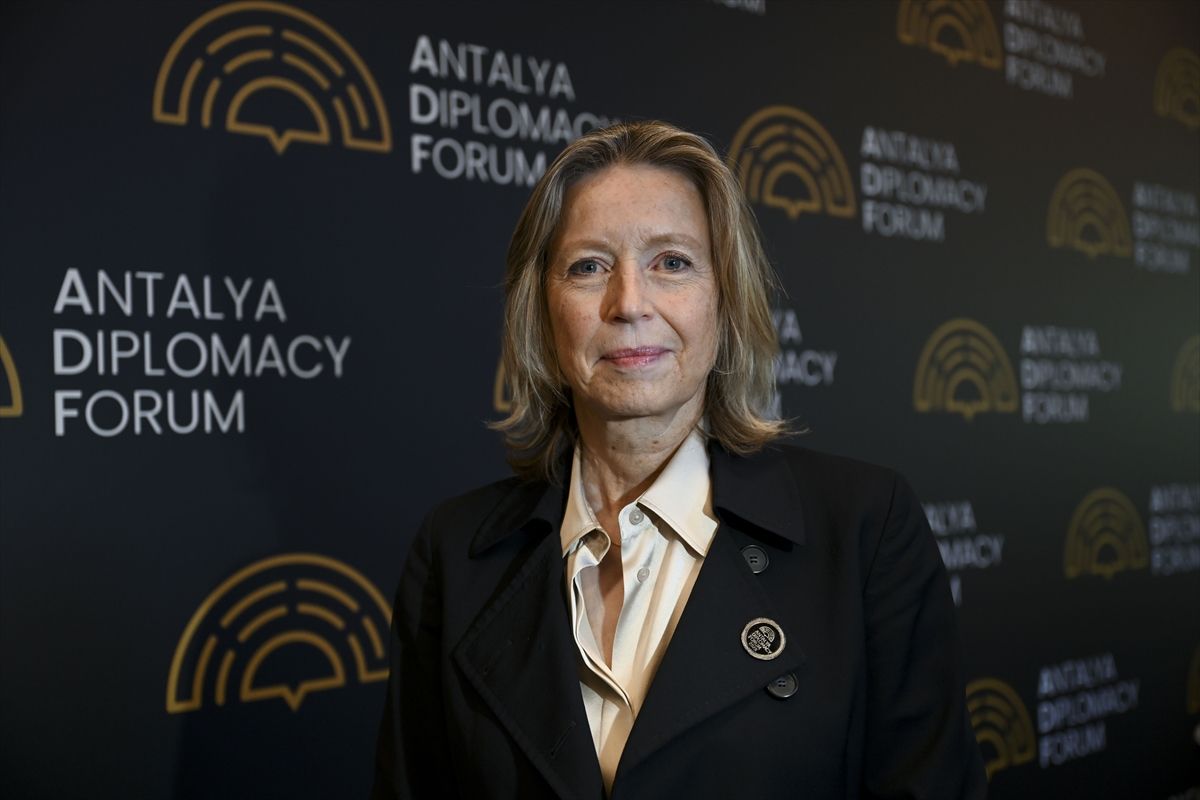 AB Özel Temsilcisi Ollongren savaş koşullarındaki çocukların herkesin sorumluluğu olduğunu belirtti