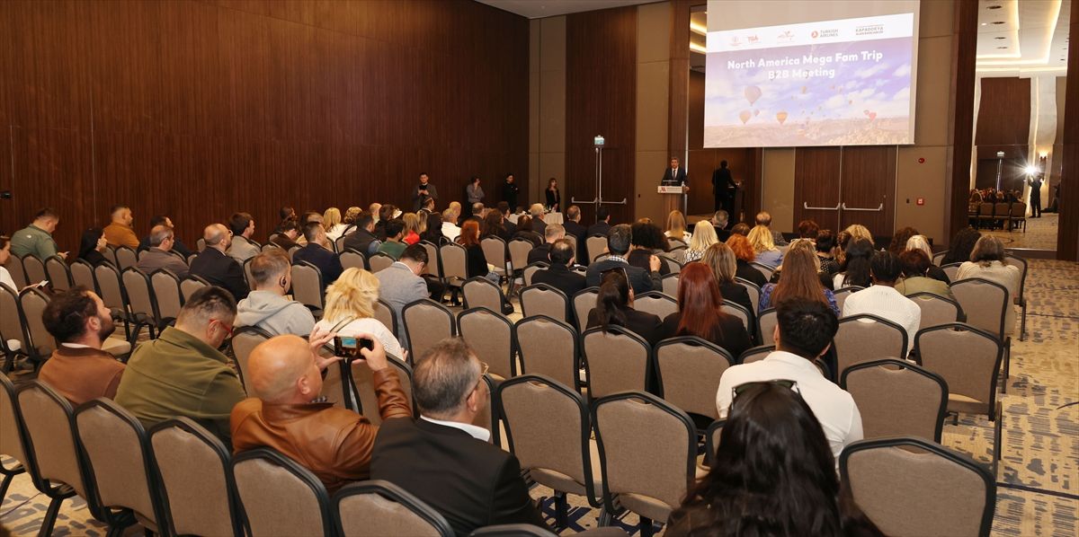 ABD ve Kanadalı tur operatörleri Kapadokya'da turizmcilerle bir araya geldi