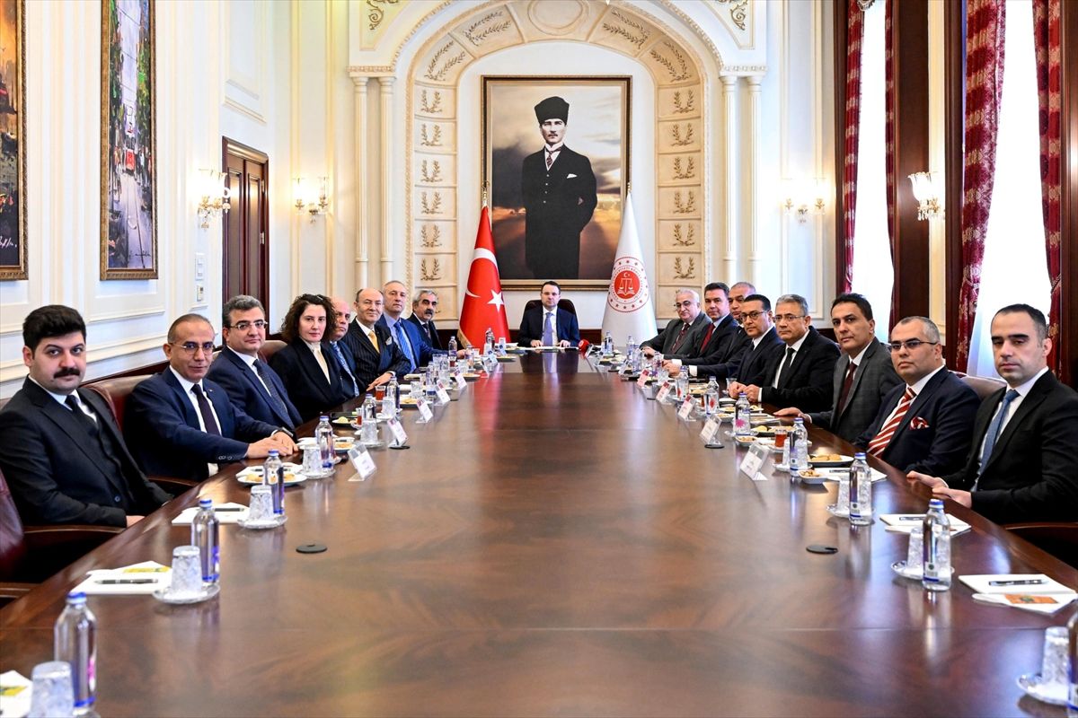 Adalet Bakanı Gürlek, Yargıda Birlik Derneği heyetini kabul etti Açıklaması