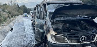 Adana'da çekicide çıkan ve üzerindeki 2 araca sıçrayan yangın söndürdü