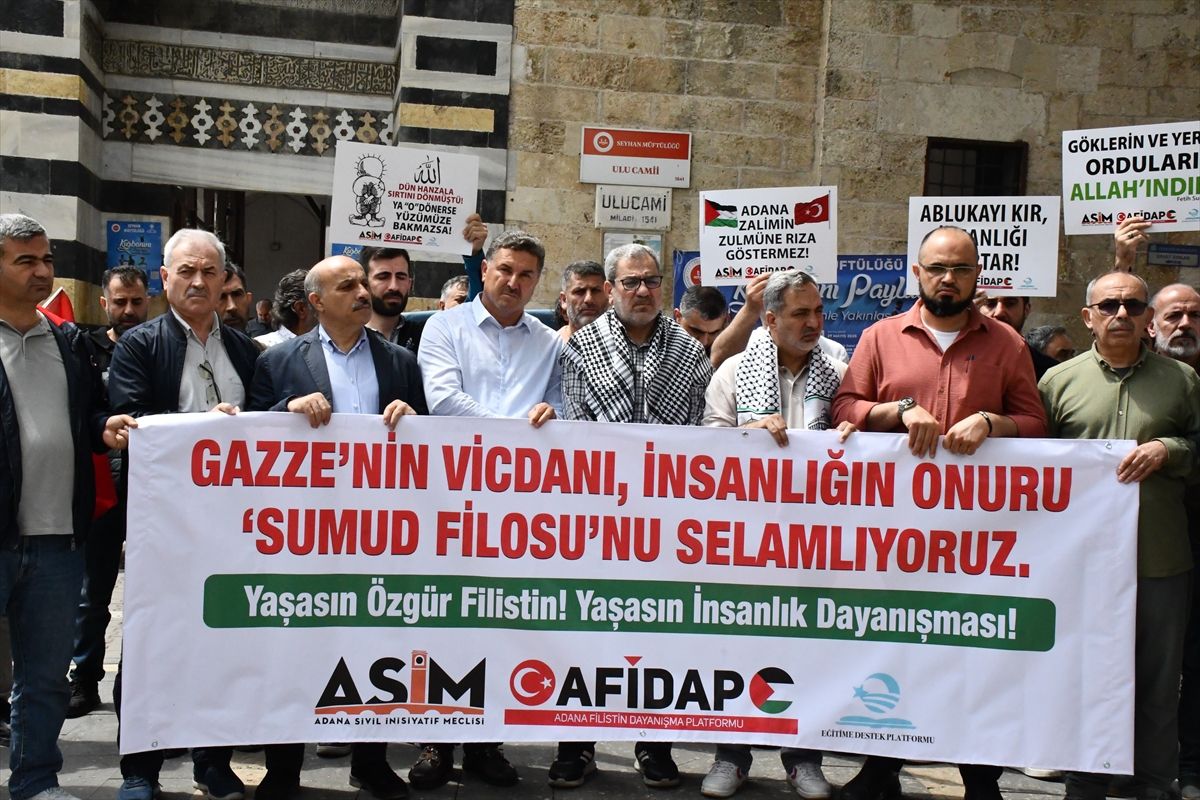 Adana'da İsrail'in Küresel Sumud Filosu'na saldırısı protesto edildi