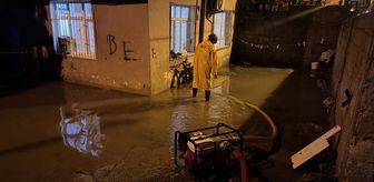 Adana'da sağanak hayatı olumsuz etkiledi