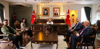 Adana ve Hatay valileri makam koltuklarını çocuklara devretti